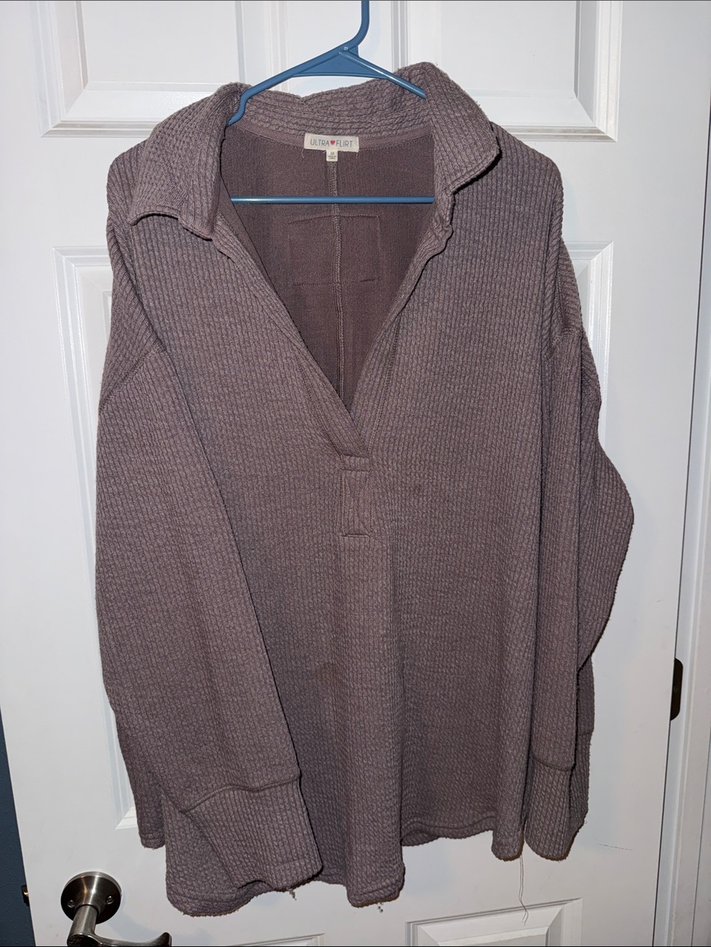 Ultra Flirt Women's V-Neck Waffle Knit Sweater - Mauve Taupe